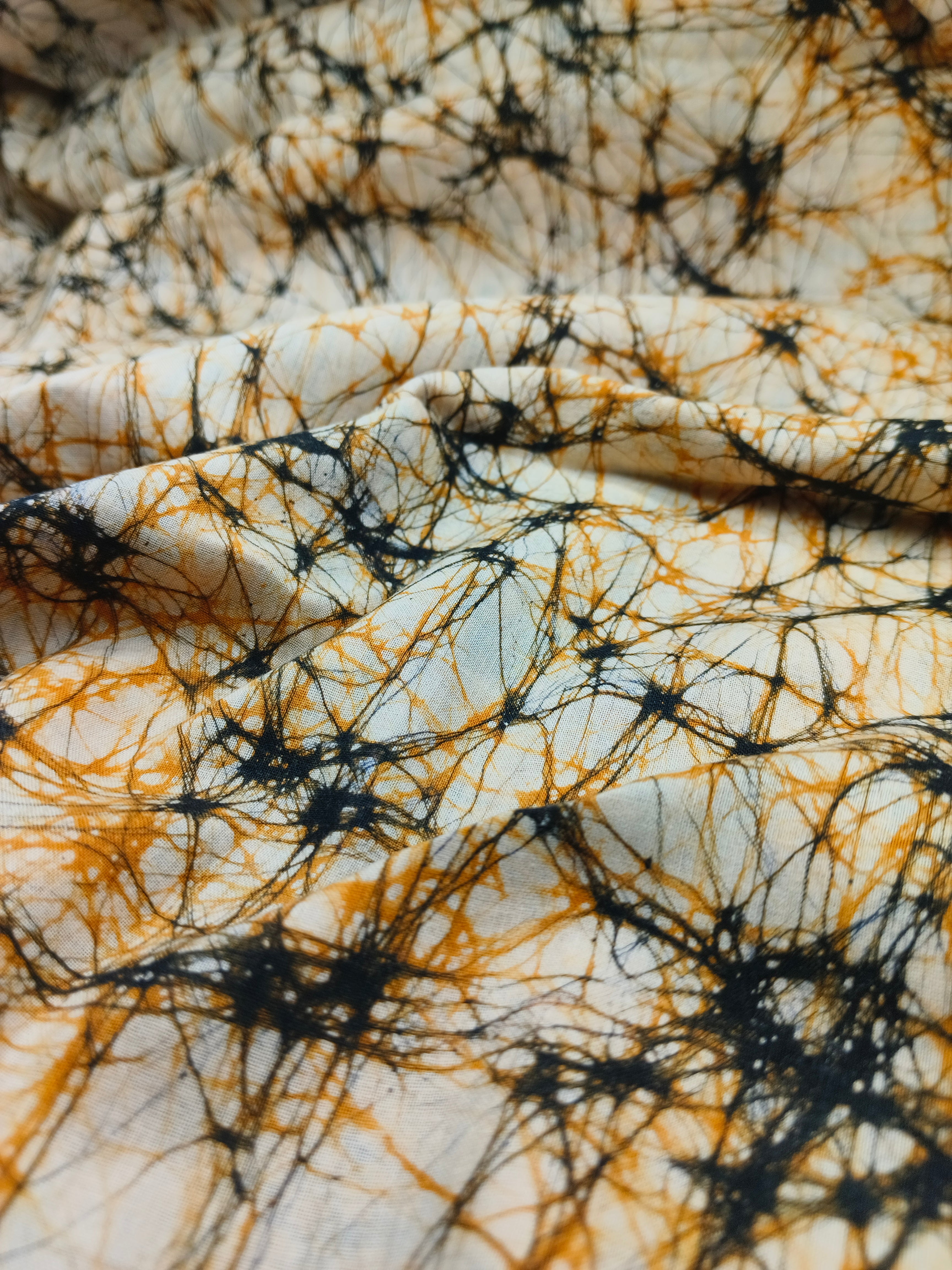 GOLD GREEN COTTON HAND BATIK PRINT FABRIC 04